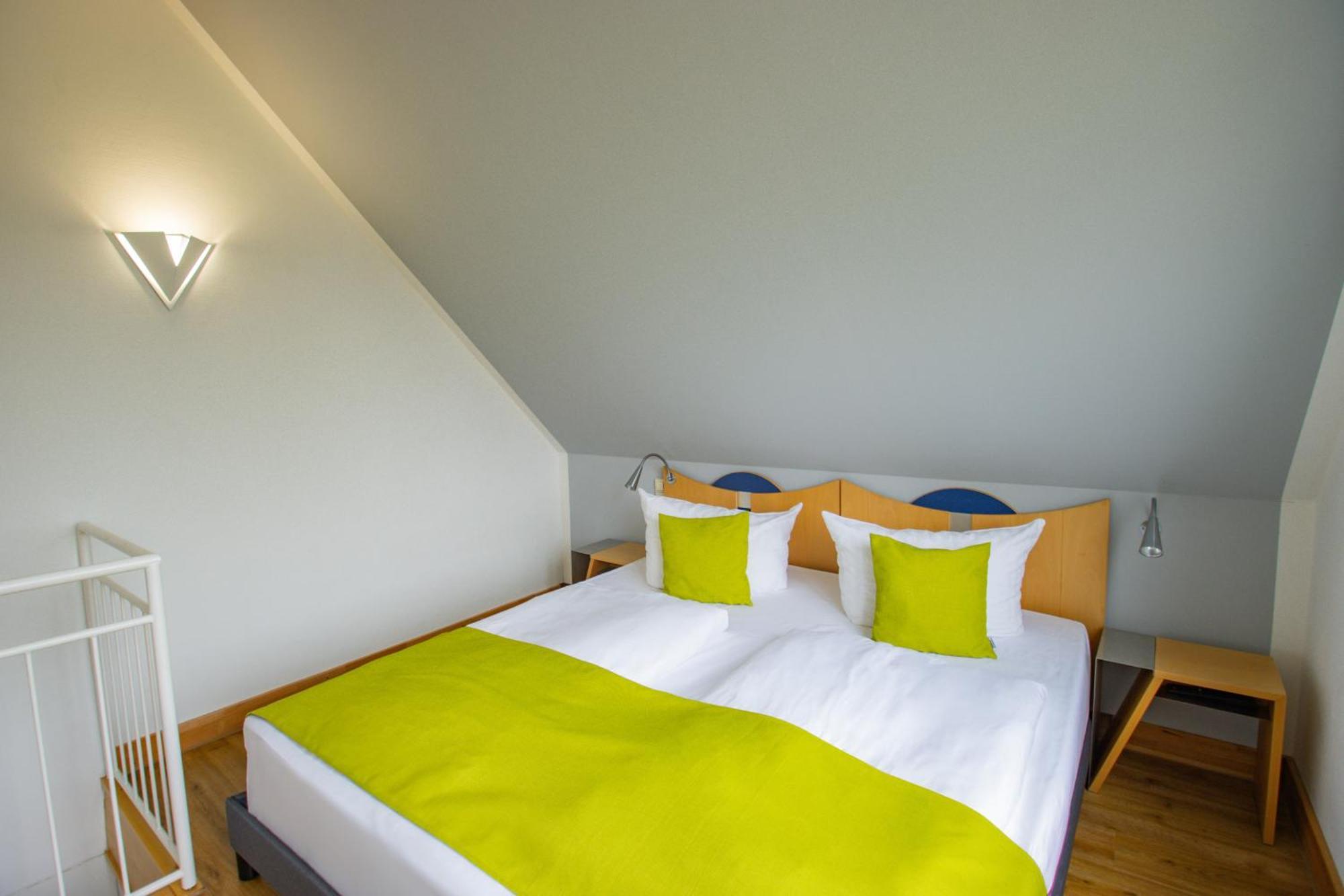 Inselhotel Kleiner Bodden Buschvitz Екстер'єр фото