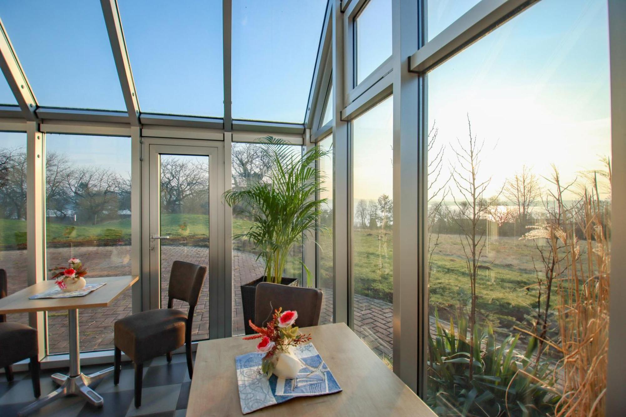 Inselhotel Kleiner Bodden Buschvitz Екстер'єр фото